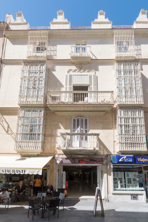 Apartamento La Galeria De San Antonio Cádis Exterior foto